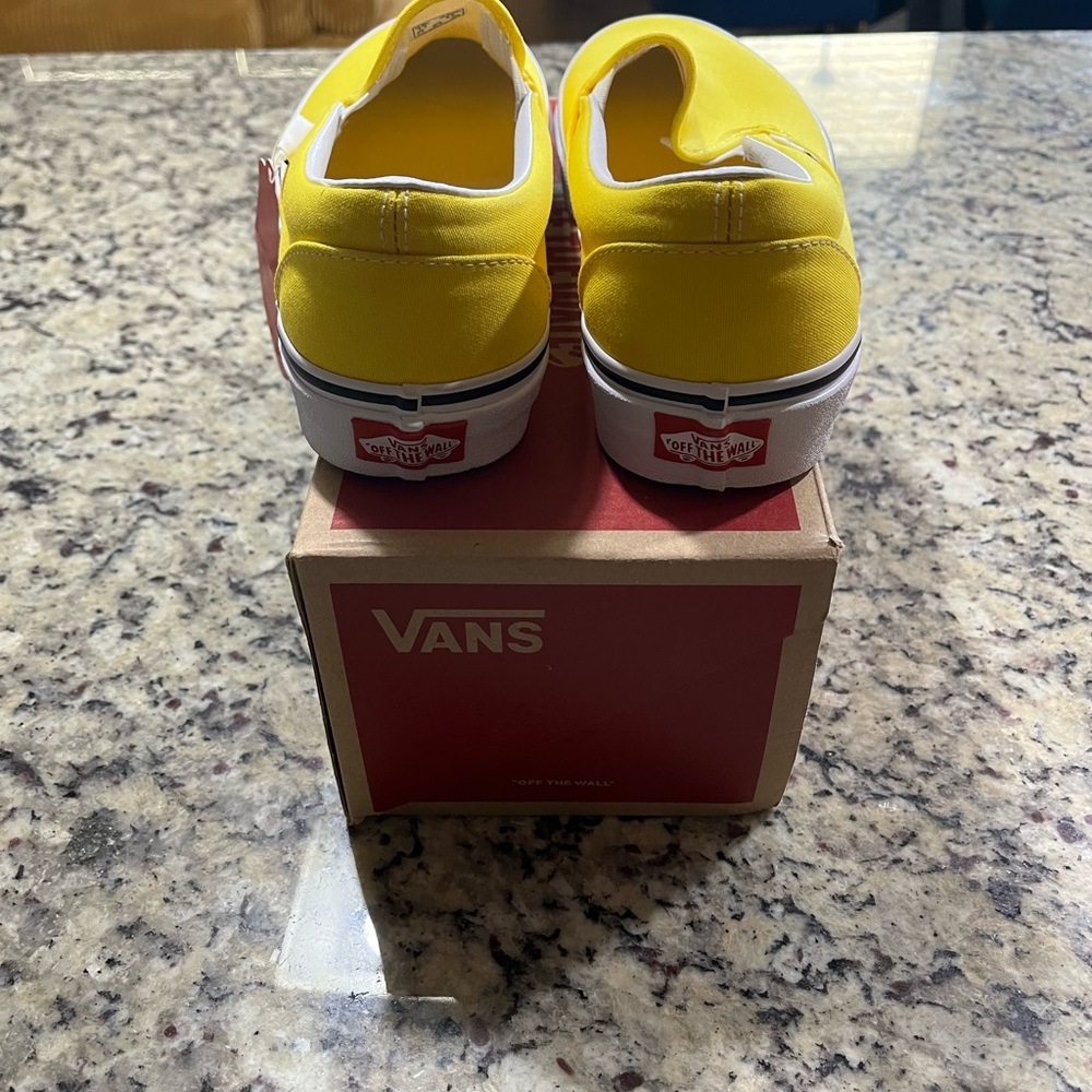 NIB. Vans Women's Vibrant Yellow Slip-On Sneakers. Retail $55 - Picture 3 of 4